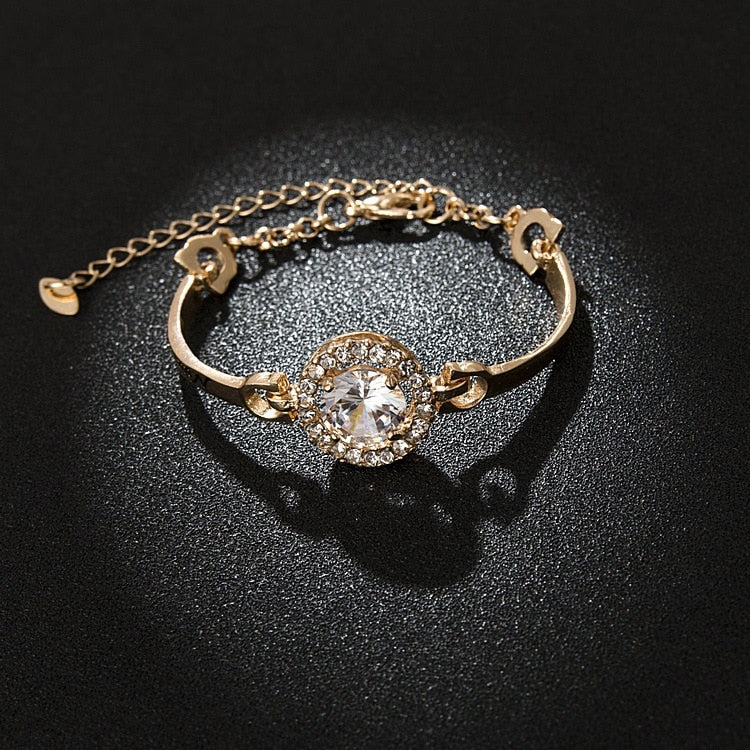 Trendy Turkish Charm Classy Royal Adjustable – bracelet Online in Pakistan | Hanaya