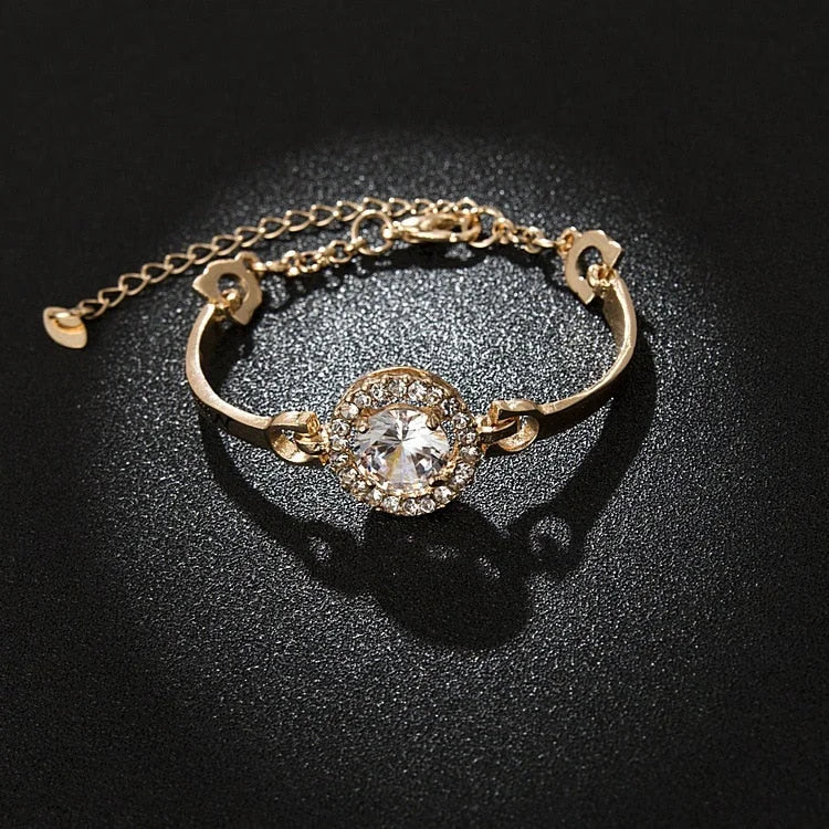 Trendy Turkish Charm Classy Royal Adjustable – bracelet Online in Pakistan | Hanaya