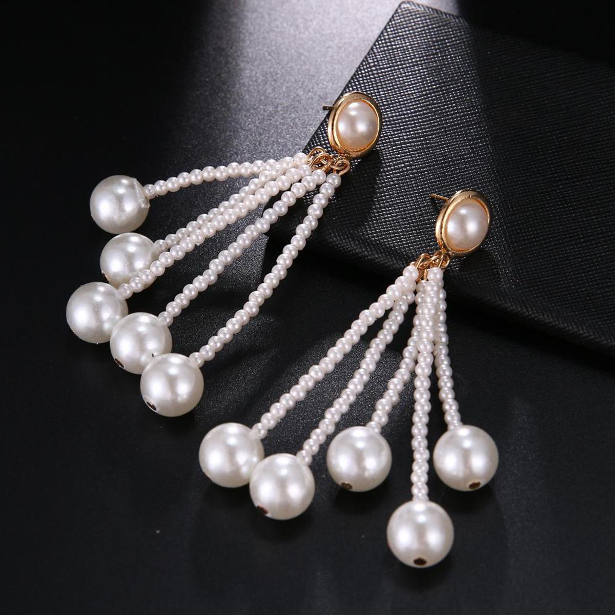 Trendy Classy Pearlicious Tassel Long Earrings Rhinestone – Earrings Online in Pakistan | Hanaya