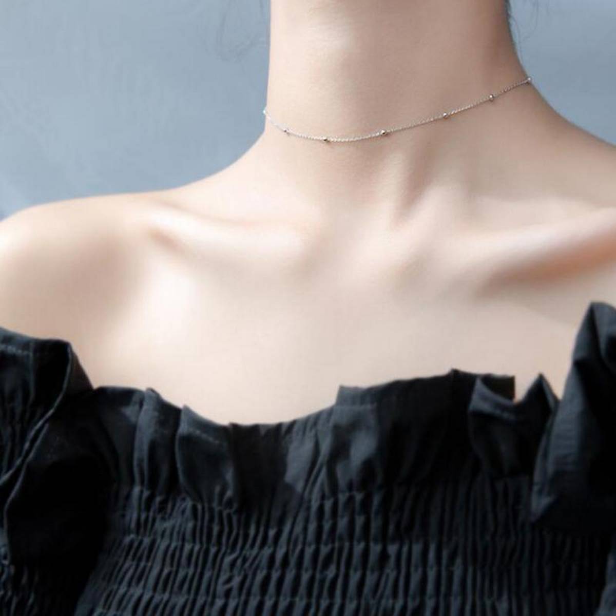 Trendy Classy Beads Golden/Silver Necklace – Close Up – Accessories | Hanaya Pakistan