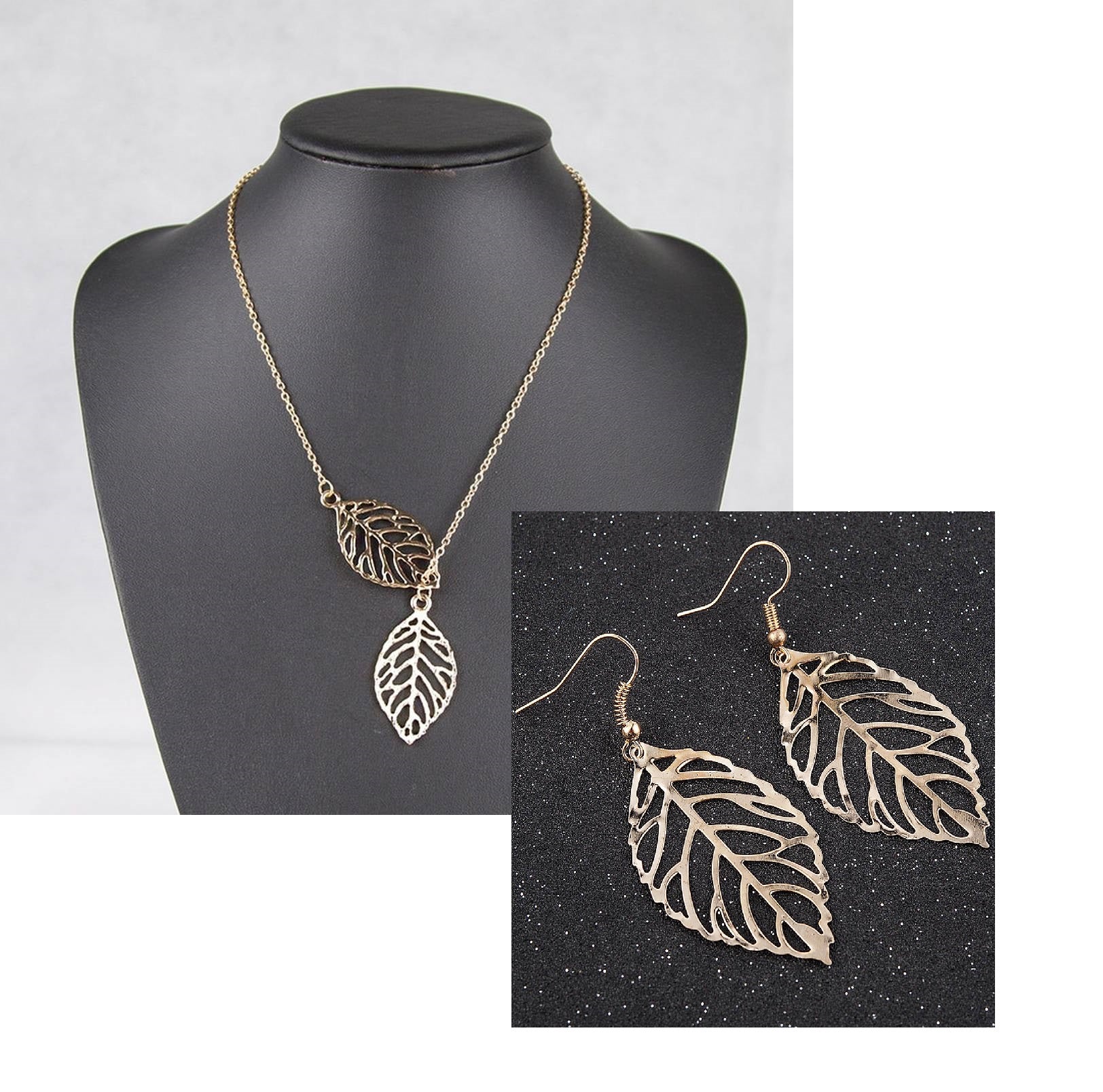 Pack Of Two Fashionable Classy Earring And Necklace For Women – Close Up – Accessories | Hanaya Pakistan