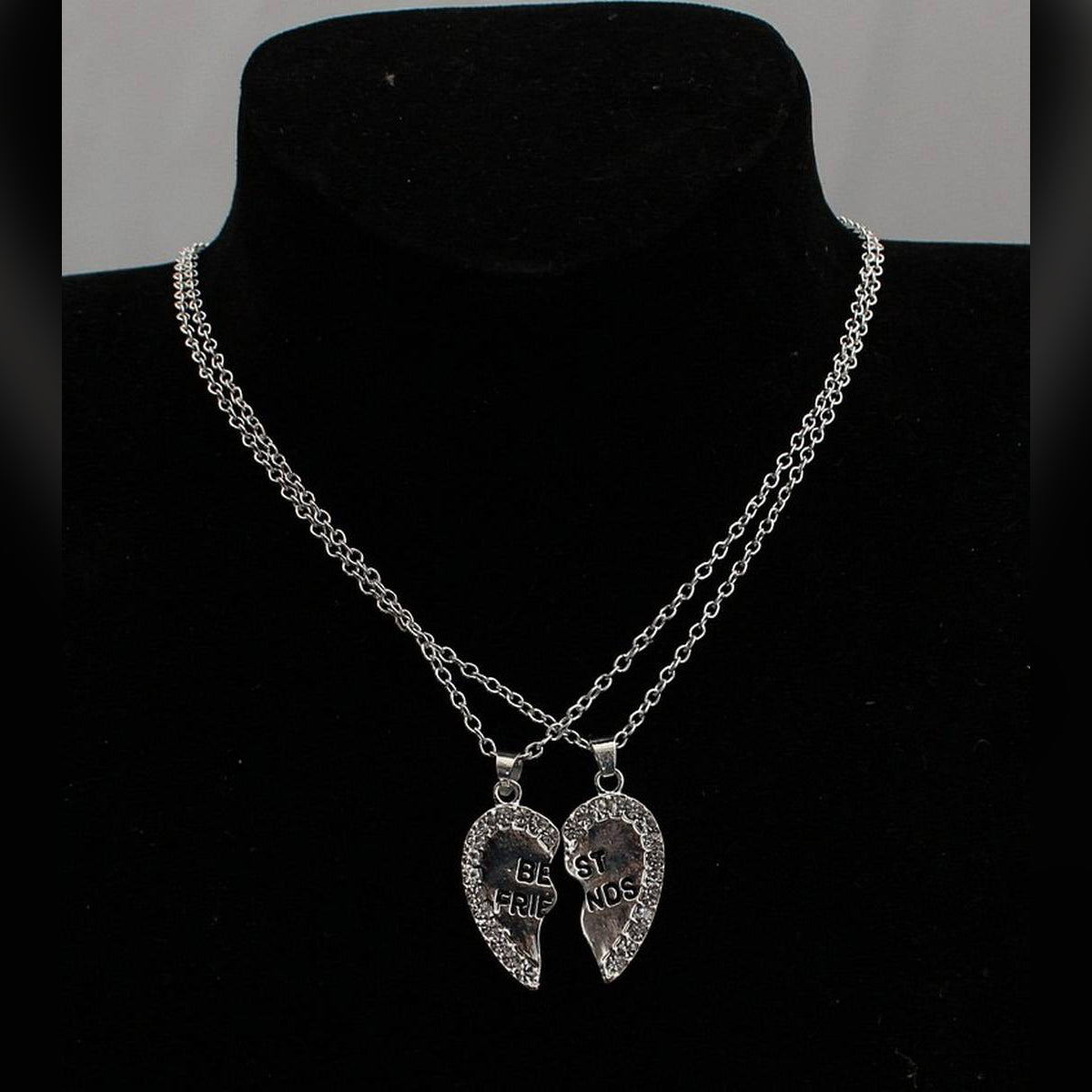 Trendy Best Friends Love Heart Classy Elegant Necklace – Accessories Online in Pakistan | Hanaya