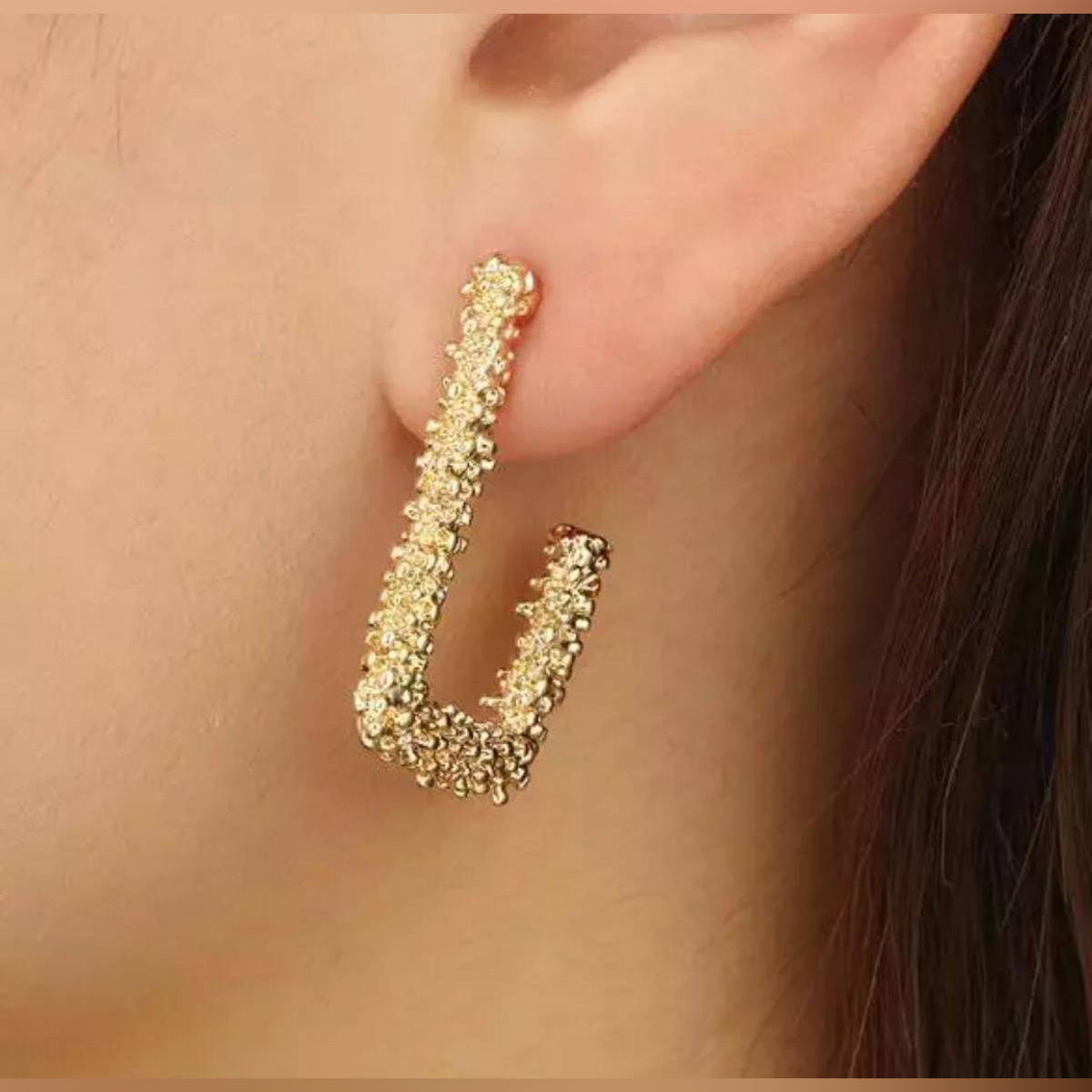 Elegant Royal Small Trendy Elegant Earrings – Earrings Online in Pakistan | Hanaya