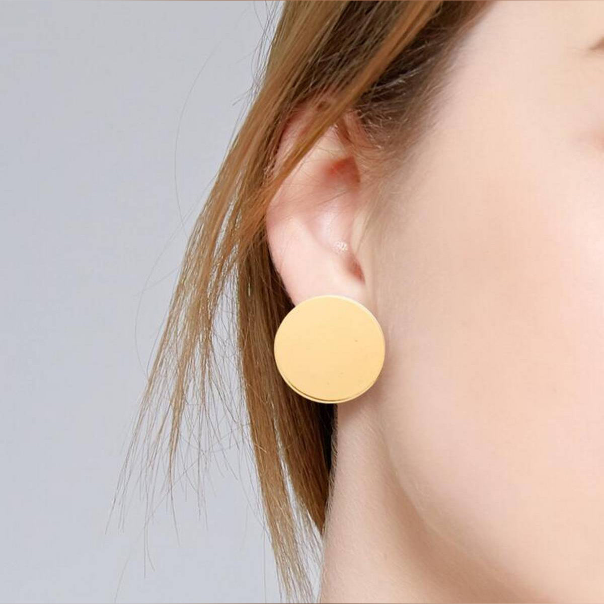 Small Round Trendy Fashion Earrings 3.3cm – Earrings Online in Pakistan | Hanaya
