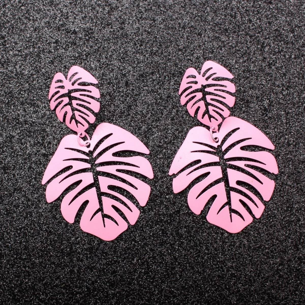 Long Leaf Flower Shaped Party Wedding Trendy Earring – Accessories Online in Pakistan | Hanaya