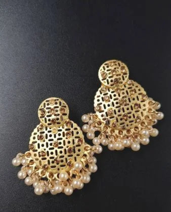 Trendy Jhumki Classy Elegant Designing Royal Earring – Accessories Online in Pakistan | Hanaya