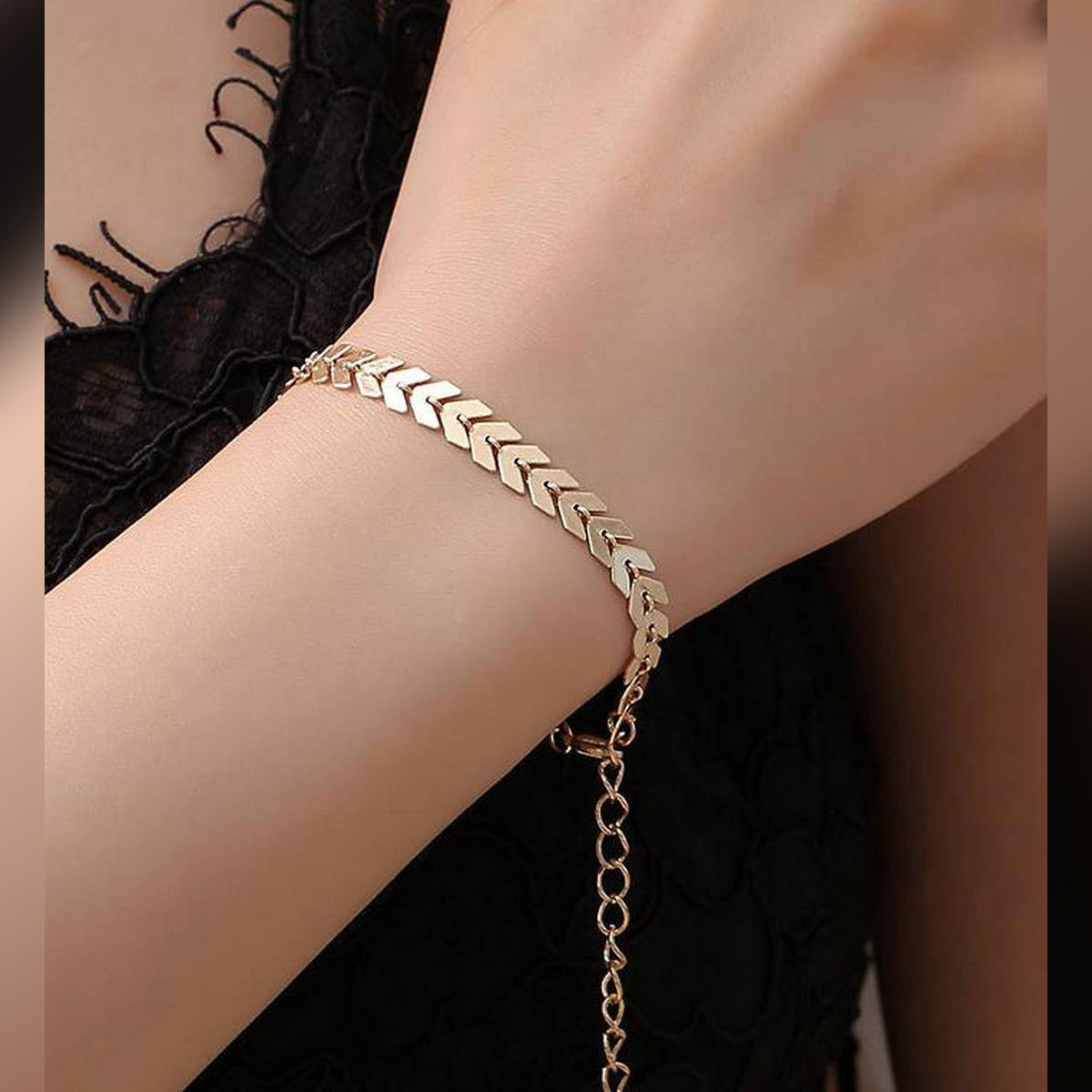 Trendy Metal Arrow Sequin Snake Bracelet Women – Accessories Online in Pakistan | Hanaya