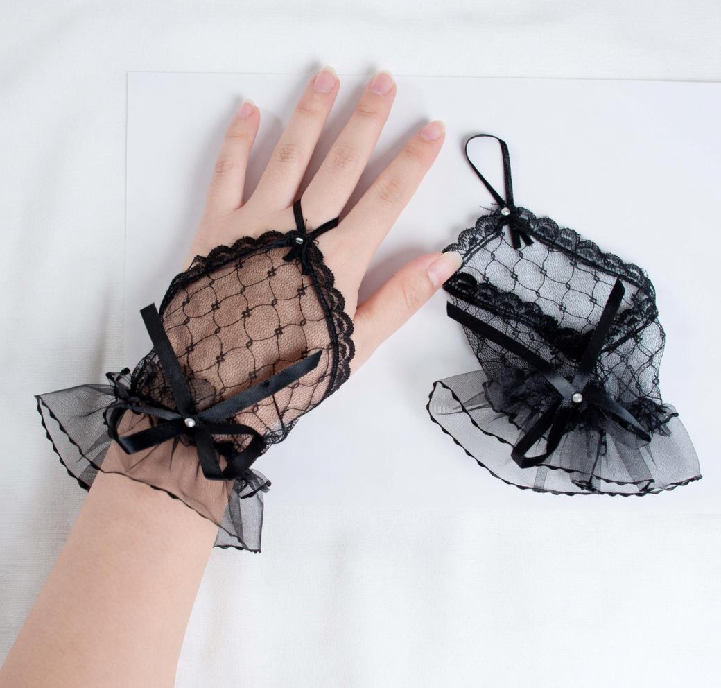 Fishnet Lace Hollow Till Wrist Elasticity Gloves Fashionable Women Gloves
