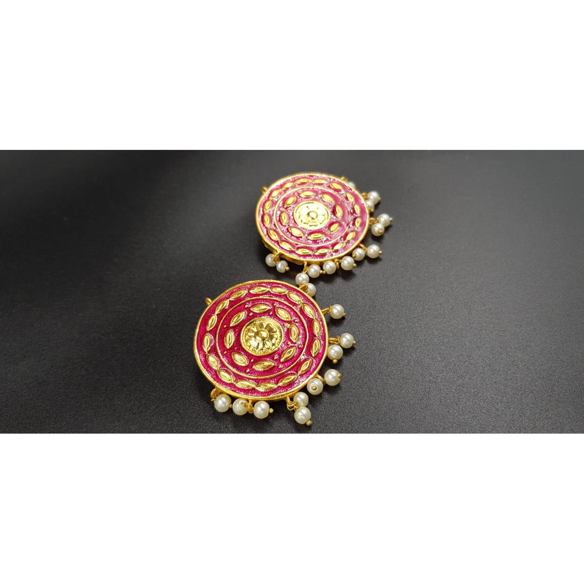 Artistic Handmade Traditional Classy Elegant Royal Earring – Close Up – Earrings | Hanaya Pakistan