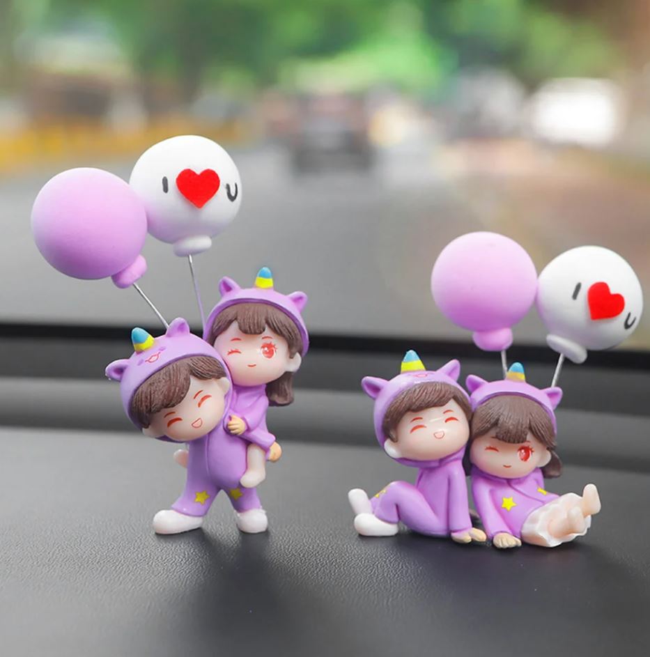 Cute Cartoon Couple Car Dashboard Ornament – Romantic Anime Action Figure | Kawaii Auto Interior Accessory | Gift for Coup...