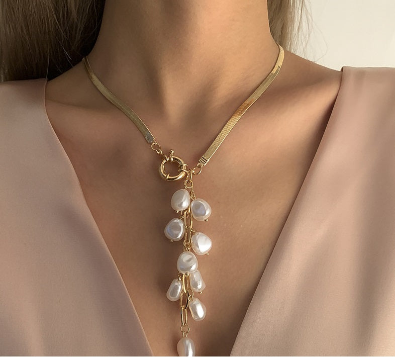 Trendy Classy Fashionable Necklace For Girls – Accessories Online in Pakistan | Hanaya