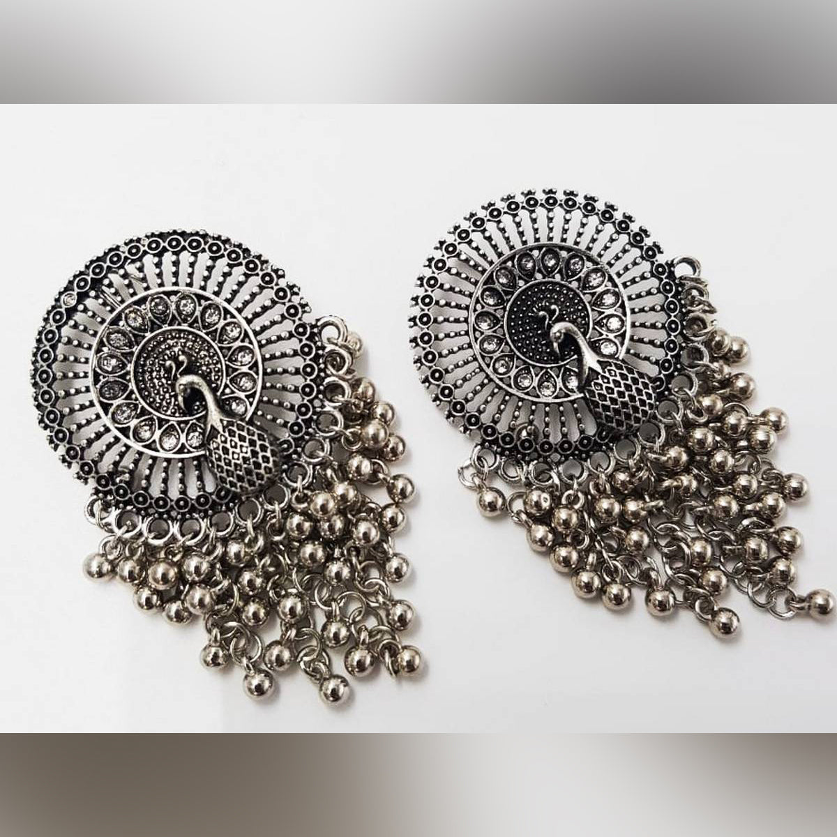 High Quality Tassel Jhumki Classy Stylish Earring – Close Up – Earrings | Hanaya Pakistan