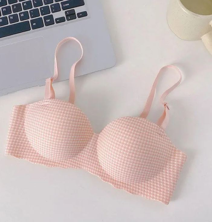 Padded Seamless Wireless Soft Bra Women's Bras Padded Seamless Wireless Soft Palm Pad Design Four Rows Of Three Buckles Br...