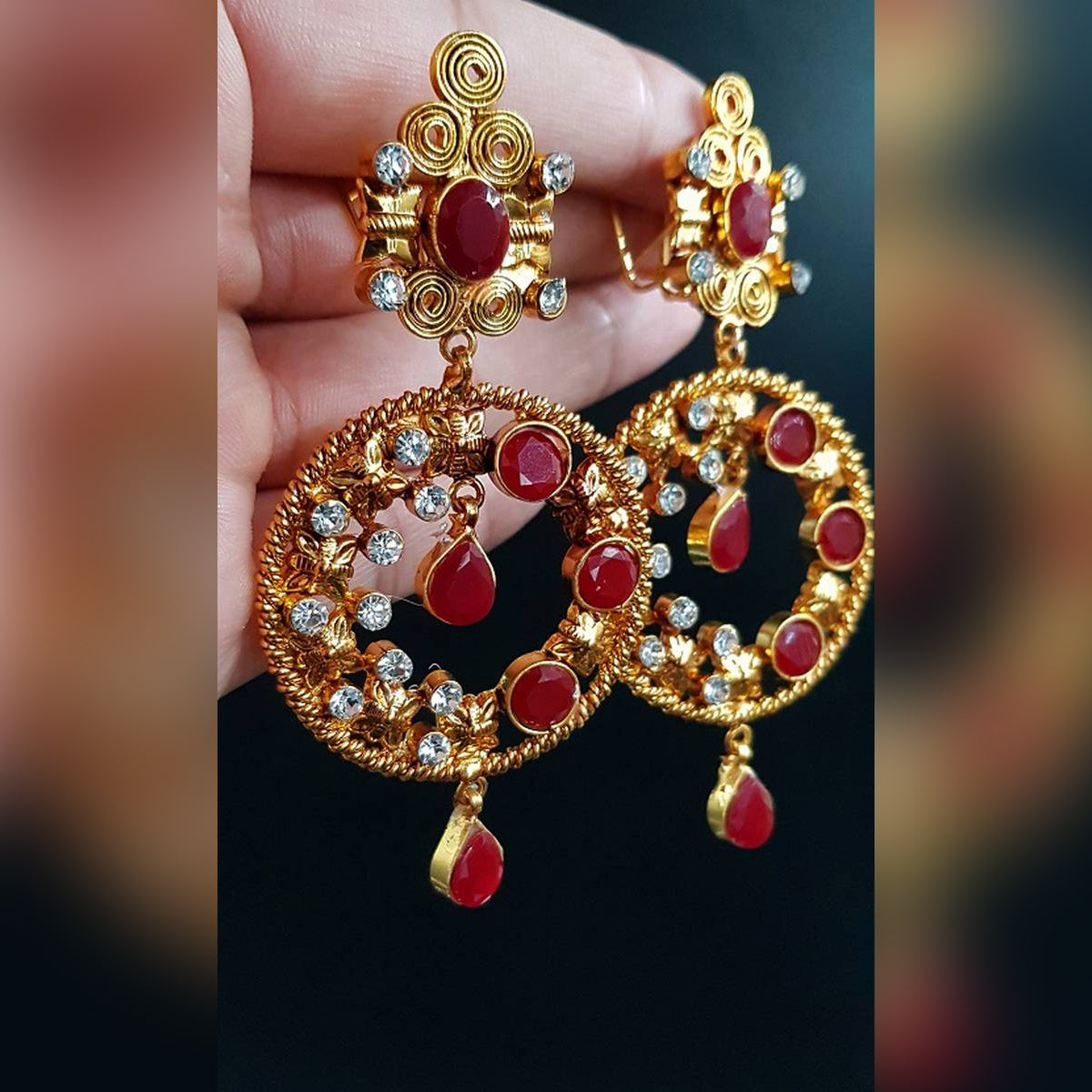 Big Royal Princess Love Trendy Classy Party Wedding Earring For Girls – Lifestyle – Buy Accessories Pakistan | Hanaya