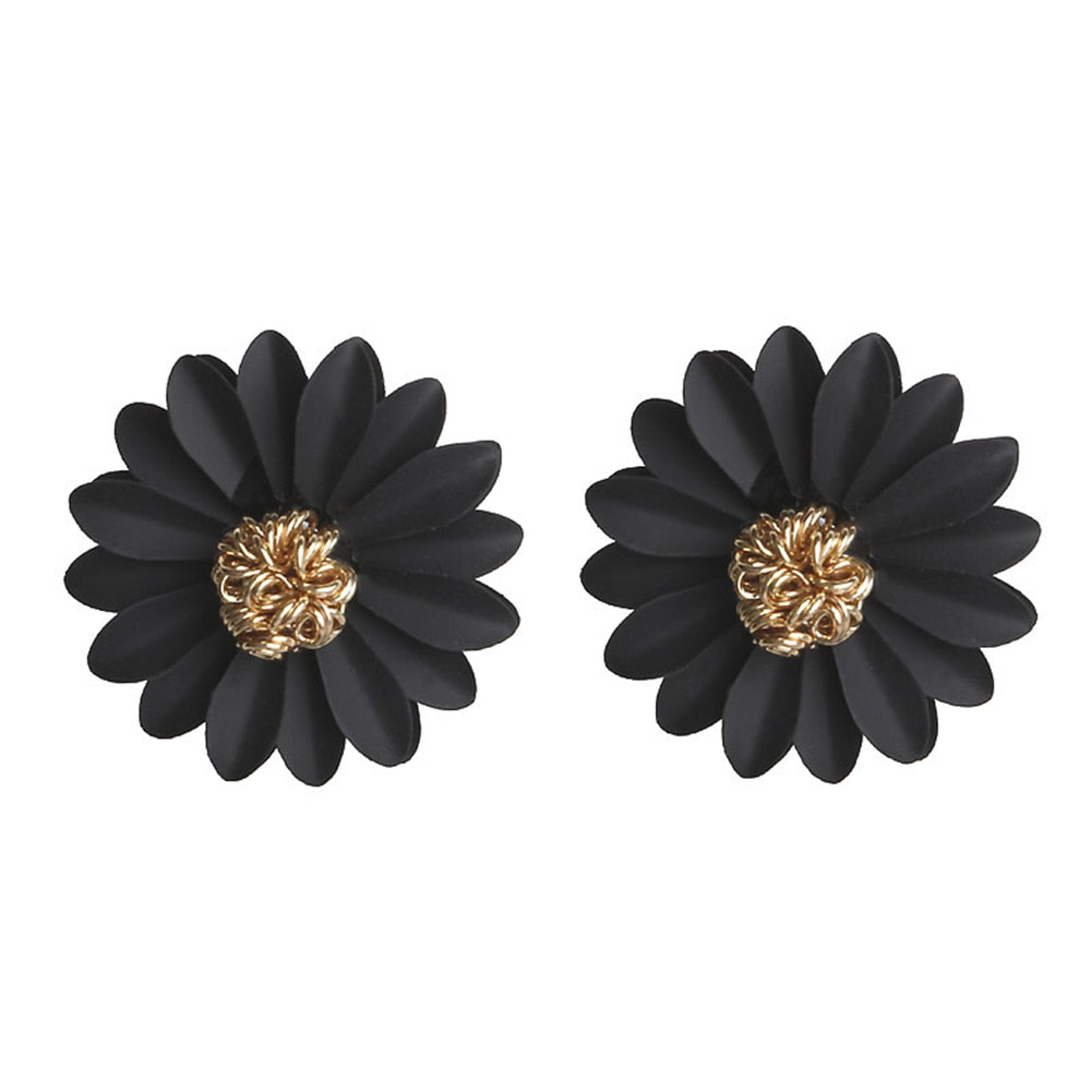 Classy Elegant Unique Fashionable Hanging Irregular Drop Earring – Close Up – Earrings | Hanaya Pakistan