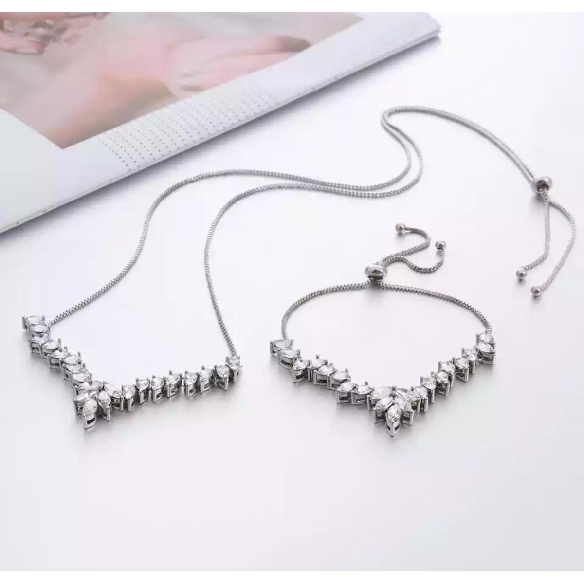 Fashionable Trendy Classy Party Necklace & Bracelet Wedding Jewelry Set For Women – Close Up – Accessories | Hanaya Pakistan