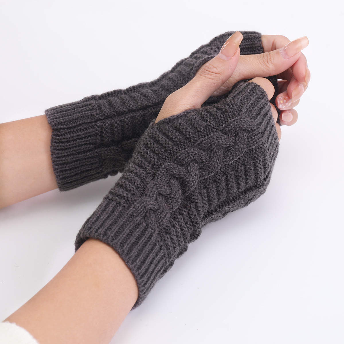 Trendy Gloves Mittens for Women Stylish Fashion Accessories Every Season – Image 3 of 4