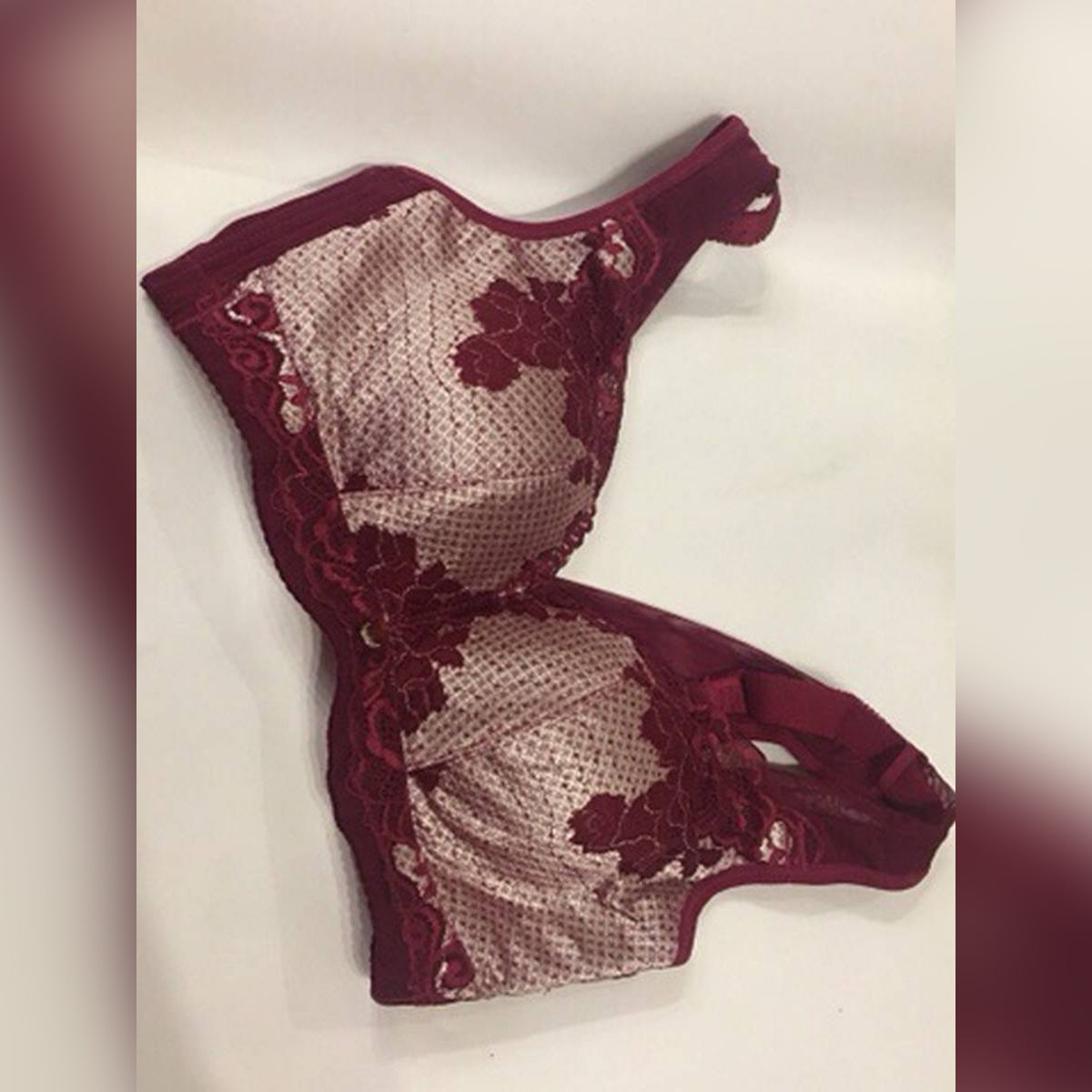European Intimates Lace Soft Stylish Bra Set Fashion Style Stylish Super Soft – Accessories Online in Pakistan | Hanaya