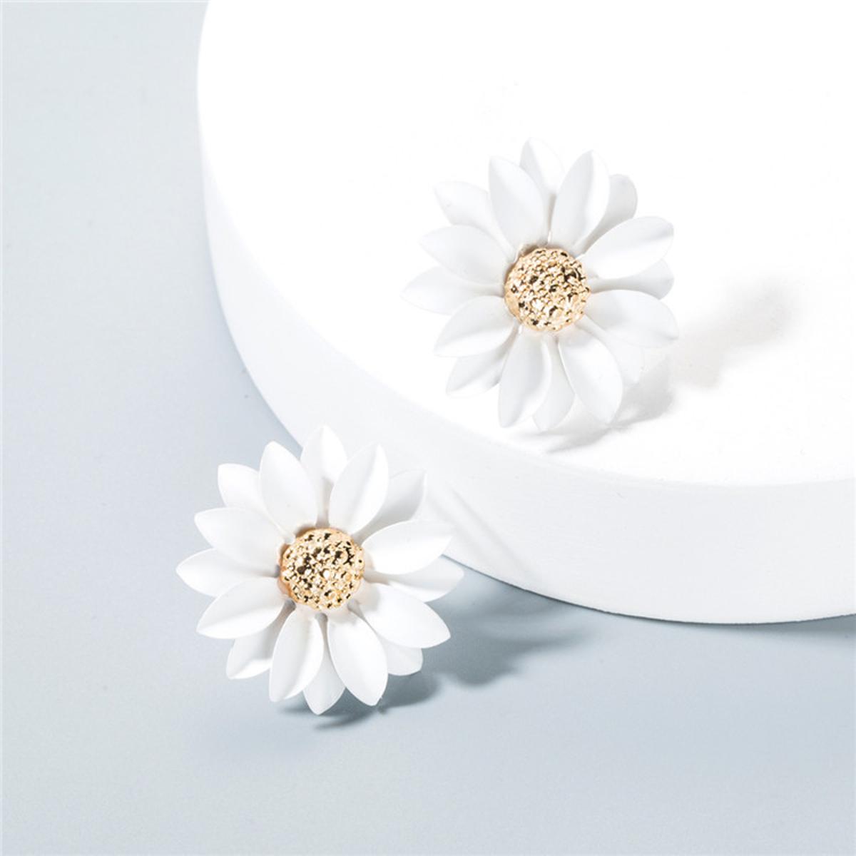 Pair of High Quality Korean Style Ear Cuff Style Elegant Stylish Earring Perfect for Daily Wear – Earrings Online in Pakis...