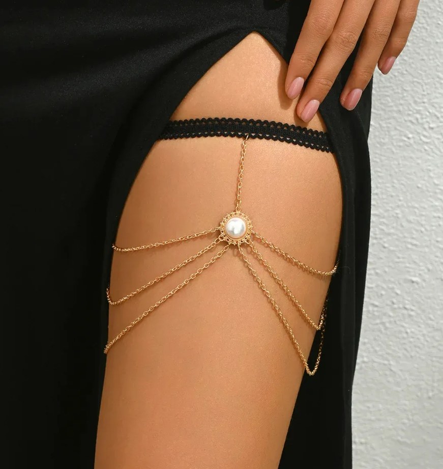 Bohemian thigh chain Design 1