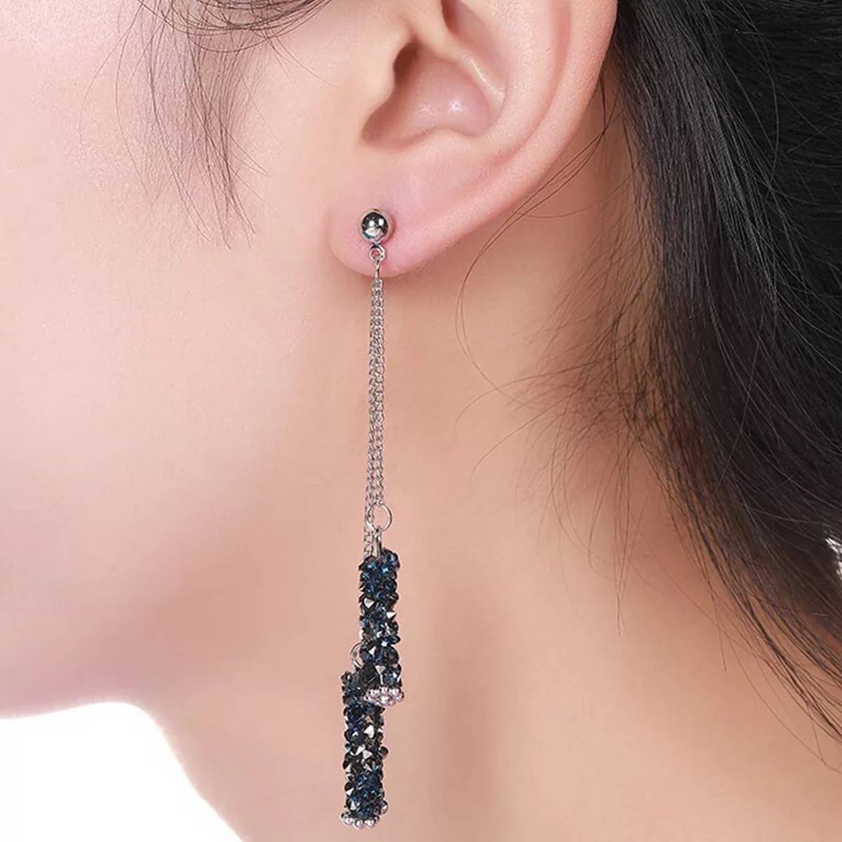 Classy Royal Trendy Crushed Stones Tassel 2 Layered Earring For Girls – Earrings Online in Pakistan | Hanaya