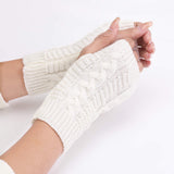 Trendy Gloves Mittens for Women Stylish Fashion Accessories Every Season – Image 4 of 4