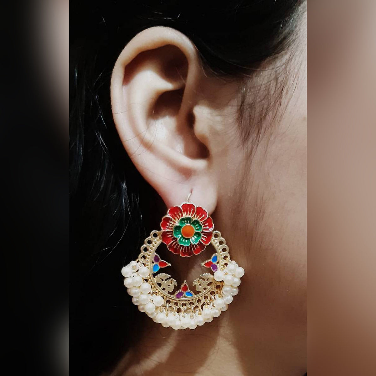 High Quality Flower Shaped Classy Royal Party Wedding Trendy Earring – Close Up – Accessories | Hanaya Pakistan