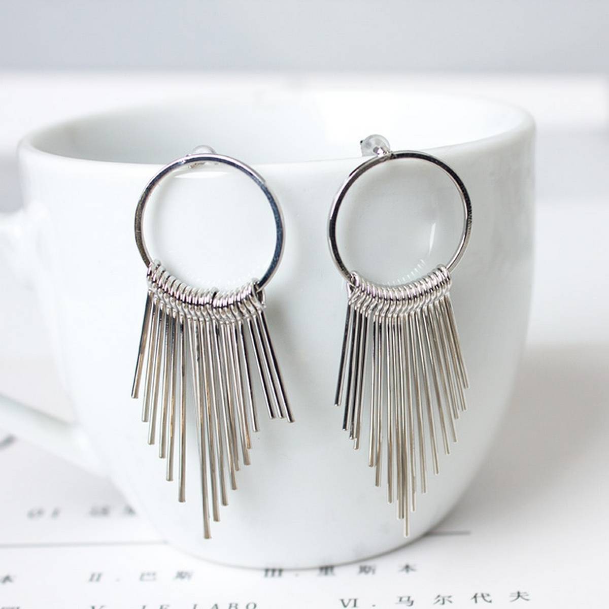 High Quality Exquisite Elegant Stylish Earring – Earrings Online in Pakistan | Hanaya