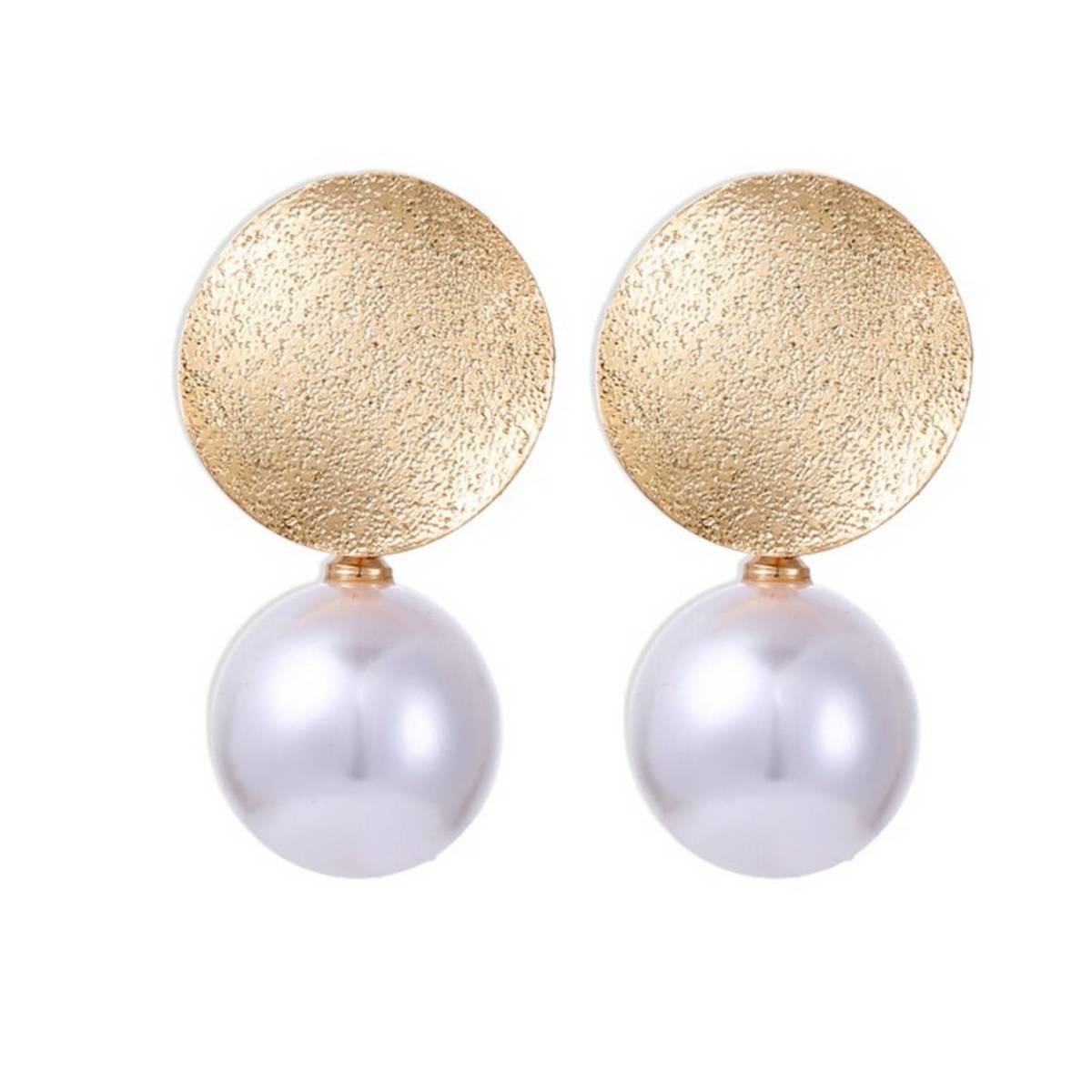 Unique Classy 2.5 cm Royal Pearl Trendy Fashionable Earrings – Earrings Online in Pakistan | Hanaya