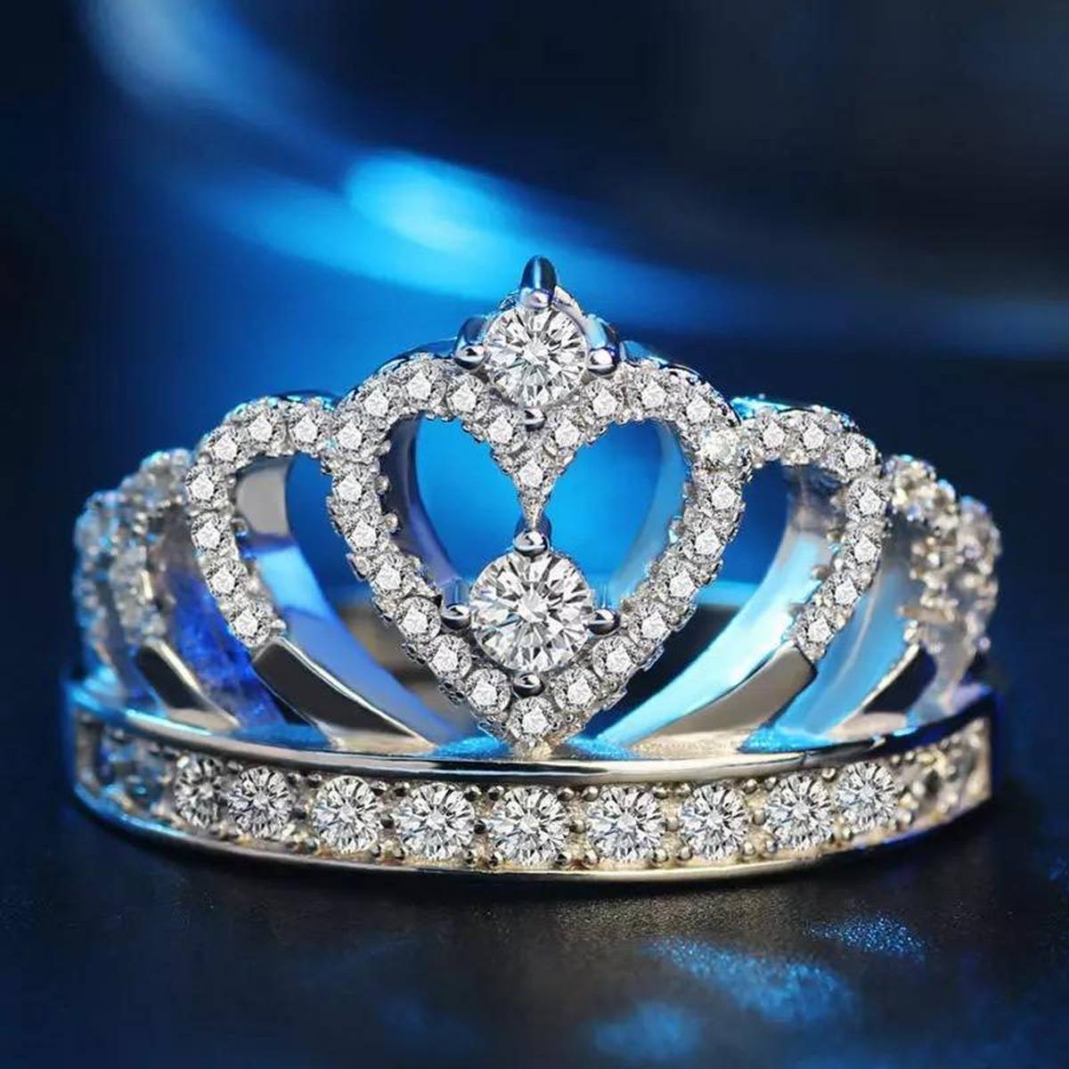 Trendy High Class Silver Crown Gem CZ Ring For Women – Close Up – Accessories | Hanaya Pakistan