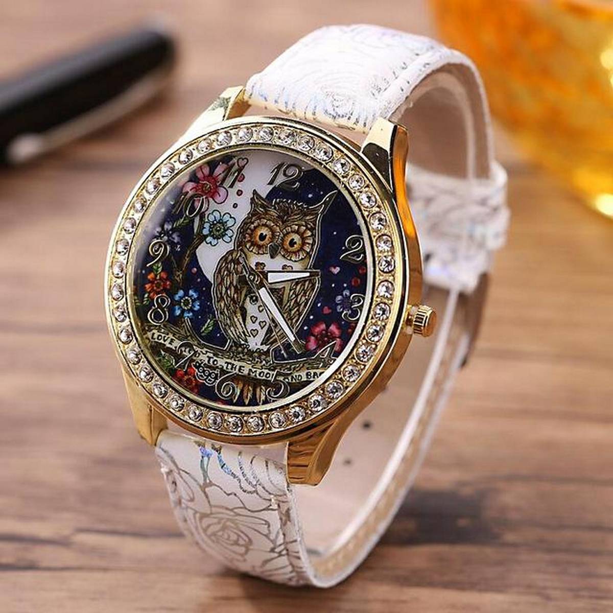 Sports Style  PU Leather Watches Women Rhinestone Quartz Wristwatch – Accessories Online in Pakistan | Hanaya