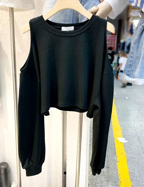Women's Cold Shoulder O Neck Long Sleeve Crop Top – Casual Summer/Autumn Basic Tee – Close Up – Accessories | Hanaya Pakistan