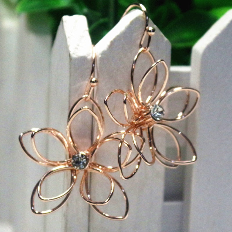 Golden Star Earrings – Trendy & Elegant Jewelry for Women and Girls – Earrings Online in Pakistan | Hanaya