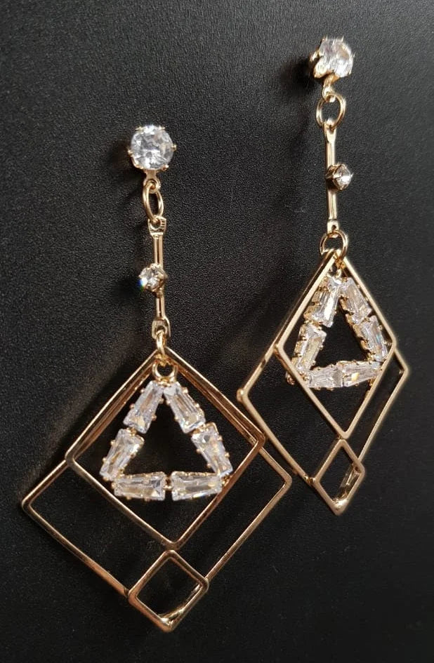 High Quality Cubic Zircon CZ Shinny Royal Party Wedding Classy Trendy Earring – Image 2 of 2