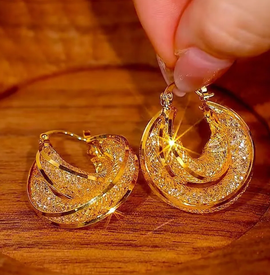 Elegant Royal Classy Hoop Earrings for Women