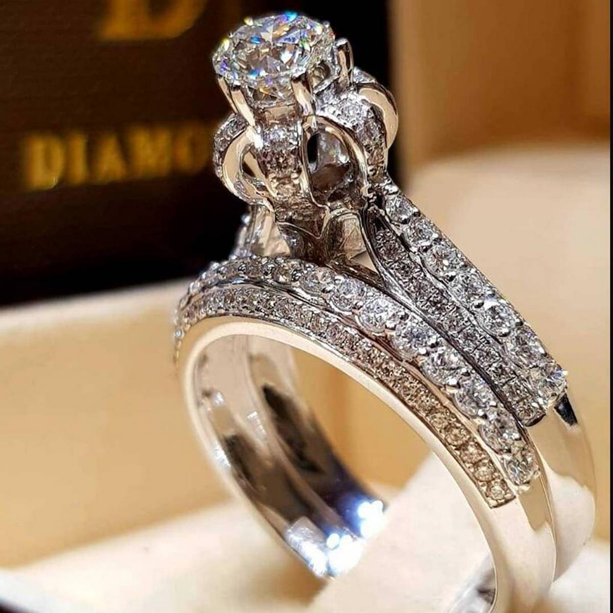 Trendy High Class Silver 2 Pieces Royal Love Crown Gem CZ Ring For Women – Close Up – Accessories | Hanaya Pakistan