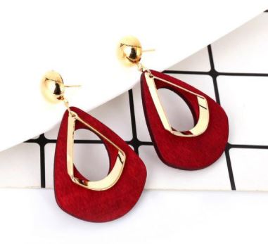Trendy Classy Multi Layered Tassel Elegant Earring – Close Up – Accessories | Hanaya Pakistan
