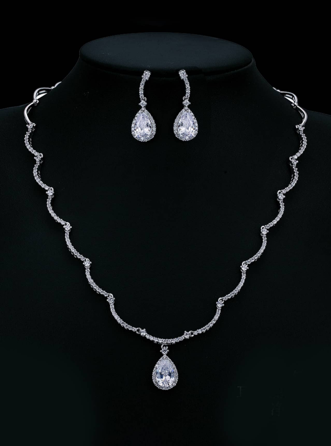 Trendy & Elegant Jewelry Sets | Stylish Fashionable Design – Accessories Online in Pakistan | Hanaya