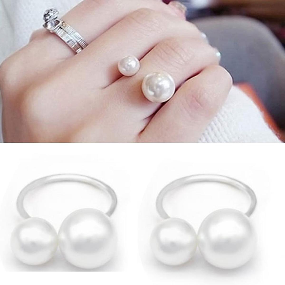 2 Rings Trendy Hot Fashion Imitation Pearl Size Adjustable – Close Up – Accessories | Hanaya Pakistan