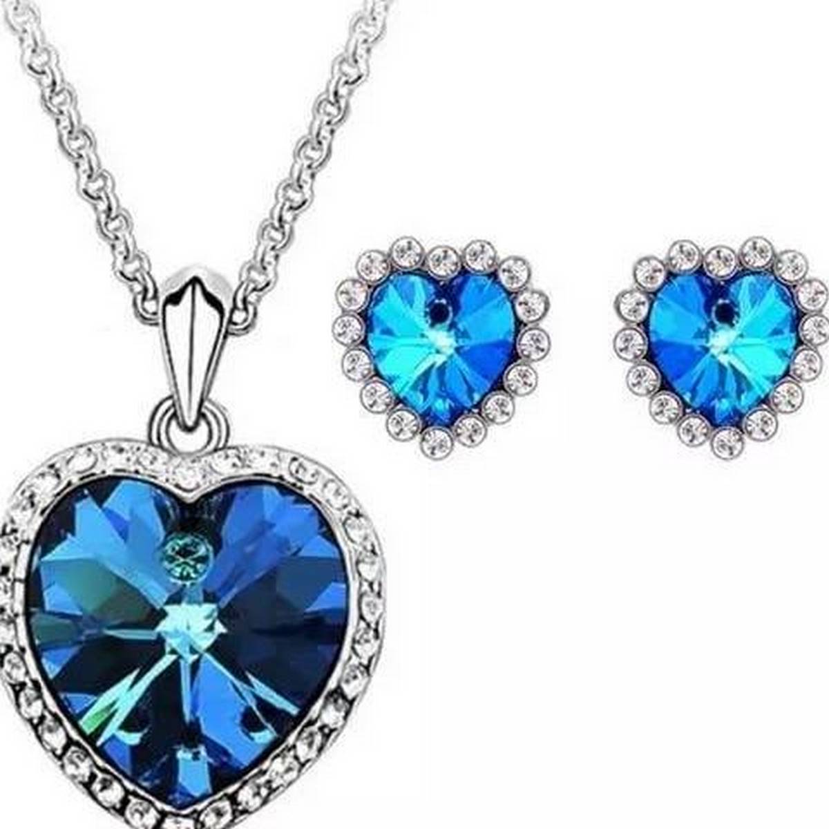 Trendy Classy Blue Heart Necklace & Earring Set For Women – Accessories Online in Pakistan | Hanaya