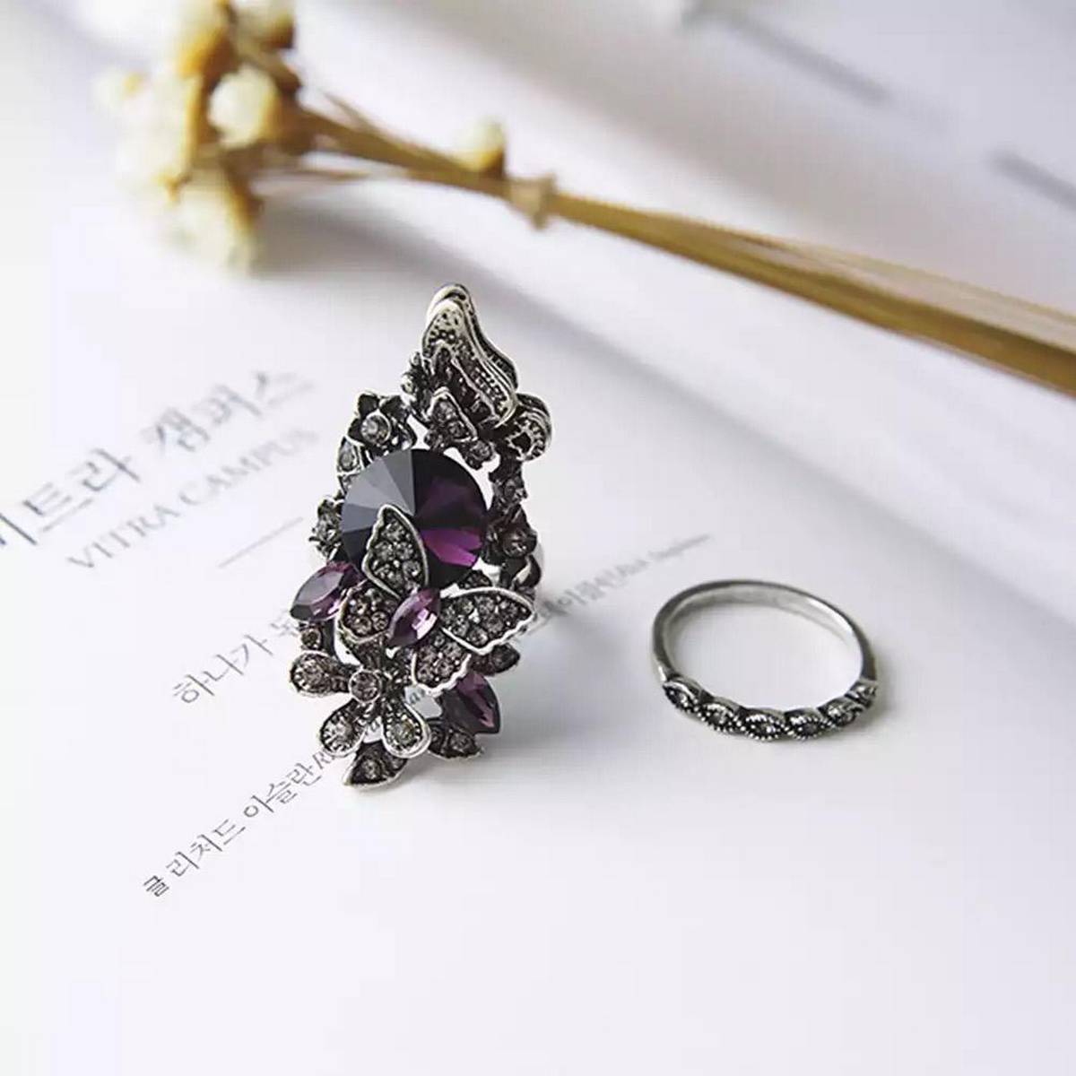 Trendy Style Floral Crystal Rhinestone CZ Ring For Women - Size 17 – Accessories Online in Pakistan | Hanaya