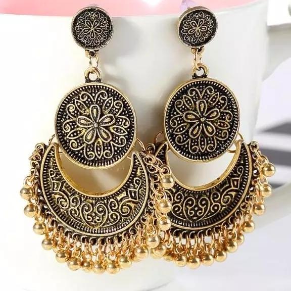 Classy Mesmerizing Trendy Lovely Tassel Earrings For Classy Diva – Earrings Online in Pakistan | Hanaya