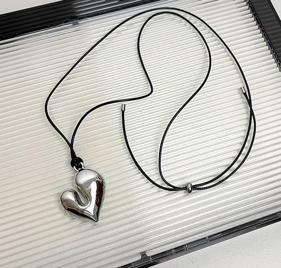 Trendy Shiny Big Love Heart Necklace Fashionable Statement Jewelry for Women – Lifestyle – Buy Accessories Pakistan | Hanaya