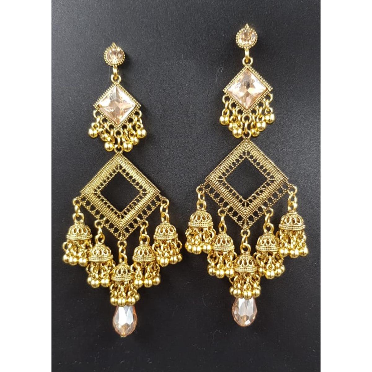 High Class Big Tassel Party Wedding Jhumka Elegant Trendy Earring – Close Up – Accessories | Hanaya Pakistan