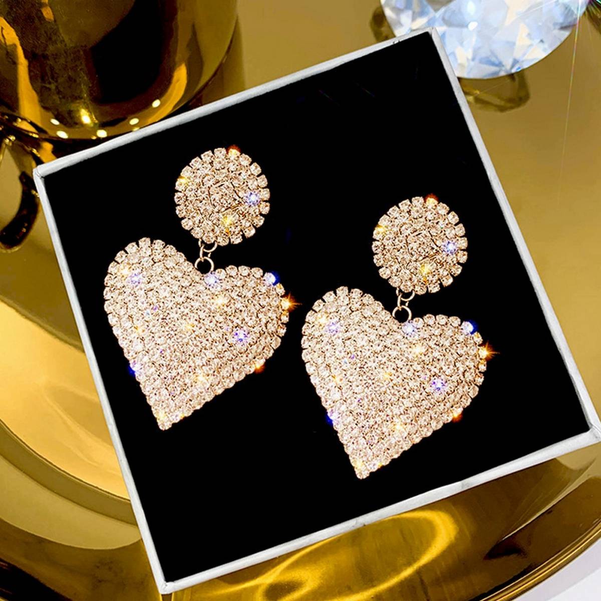Classy Long Dangle Heart Crystal Trendy Party Fashionable Earring – Close Up – Accessories | Hanaya Pakistan