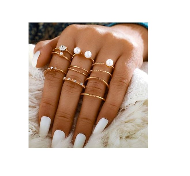Fashion Trendy Jewelry Classy Ring Set For Women – Close Up – Accessories | Hanaya Pakistan