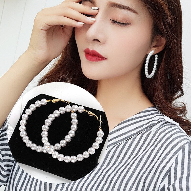 Classy Elegant Unique Fashionable Circle Pearls Earring – Earrings Online in Pakistan | Hanaya