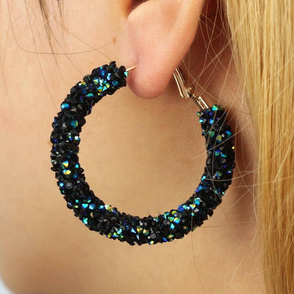 Fully Crystals Zircon Star Sparkling Earring Vintage For Women -FREE Gift Box – Close Up – Earrings | Hanaya Pakistan