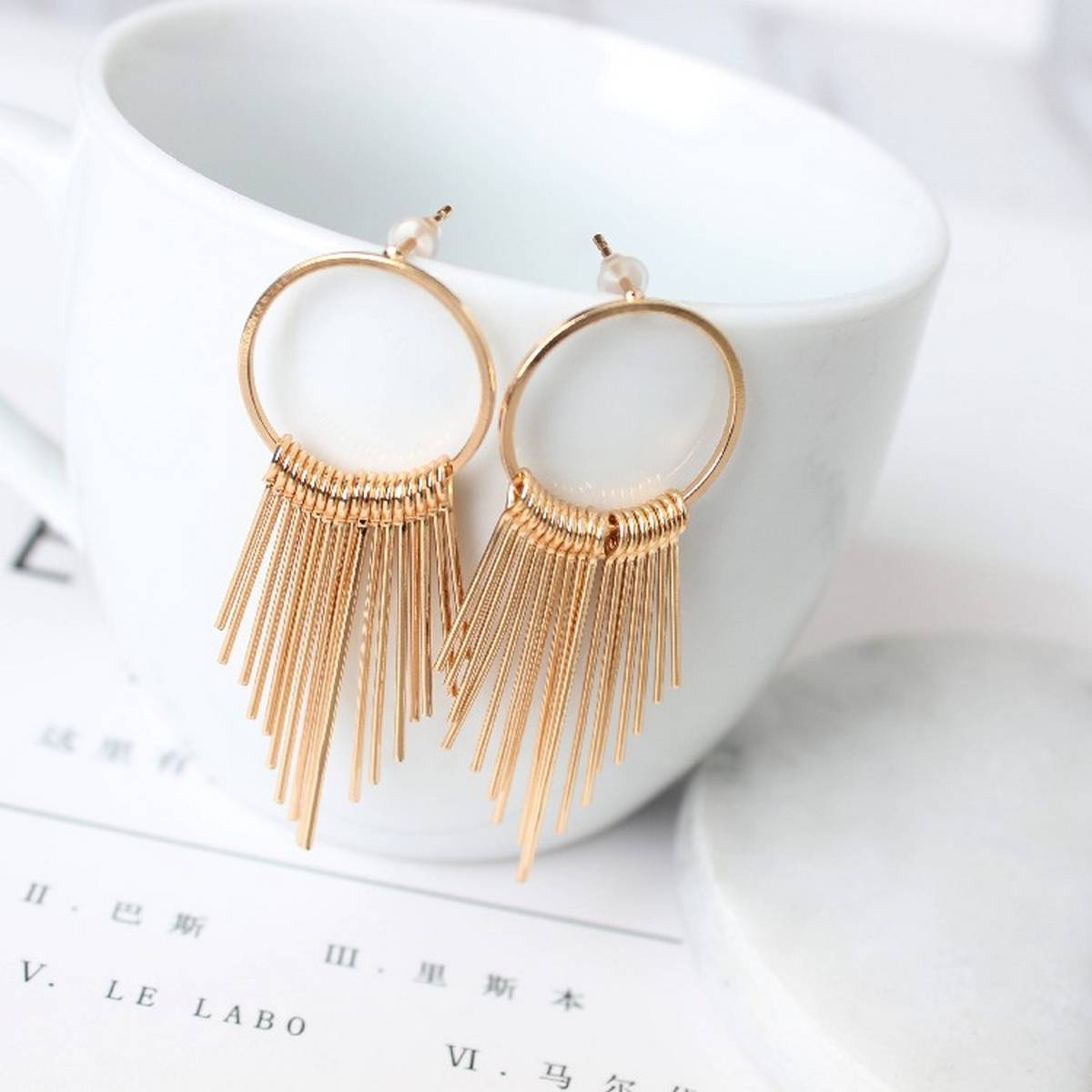 Unique Small 2.4 nch Classy Tassel Trendy Fashionable Earring – Earrings Online in Pakistan | Hanaya