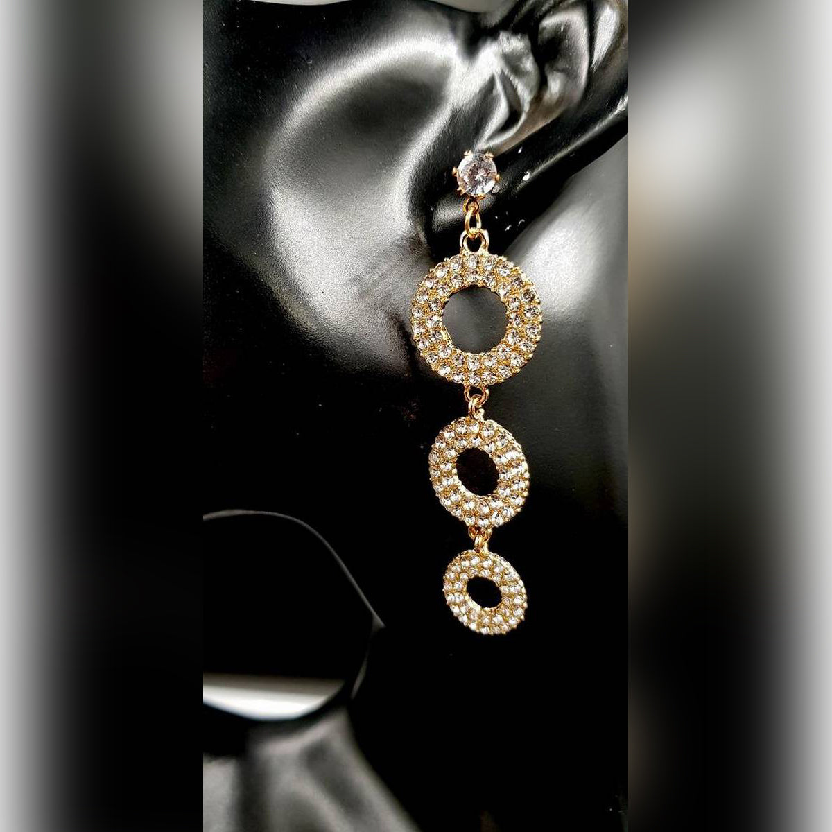 Elegant Royal Multi Layer Circle Crystal Elegant Drop Earring – Earrings Online in Pakistan | Hanaya